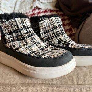 Hey Dude Black and White Ankle Boots